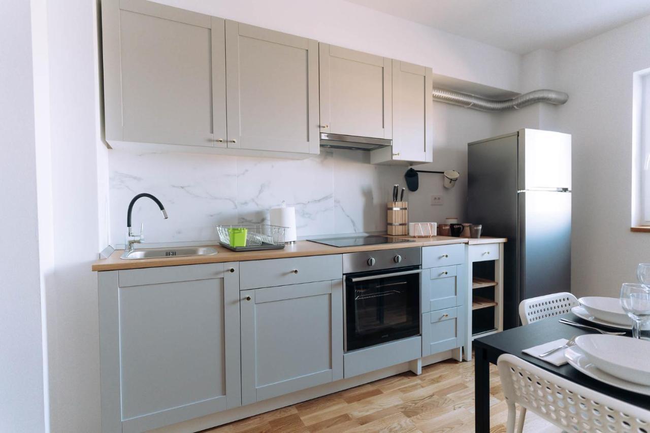 Flamingo Suites Oradea Εξωτερικό φωτογραφία