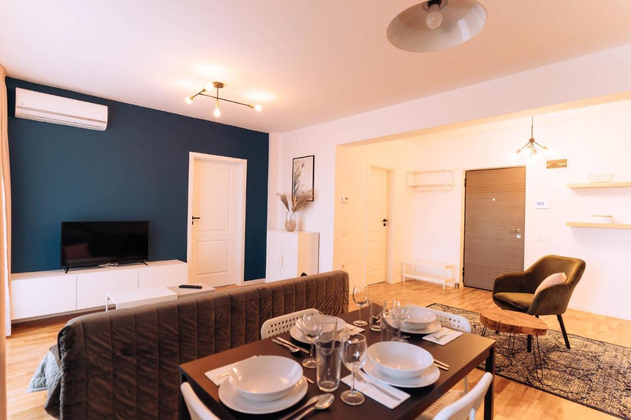 Flamingo Suites Oradea Εξωτερικό φωτογραφία