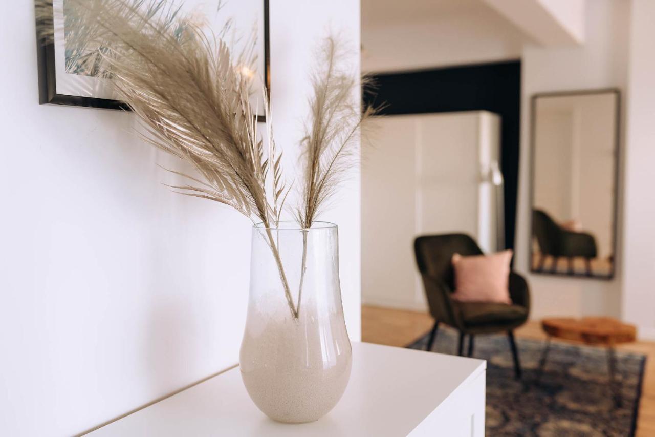 Flamingo Suites Oradea Εξωτερικό φωτογραφία