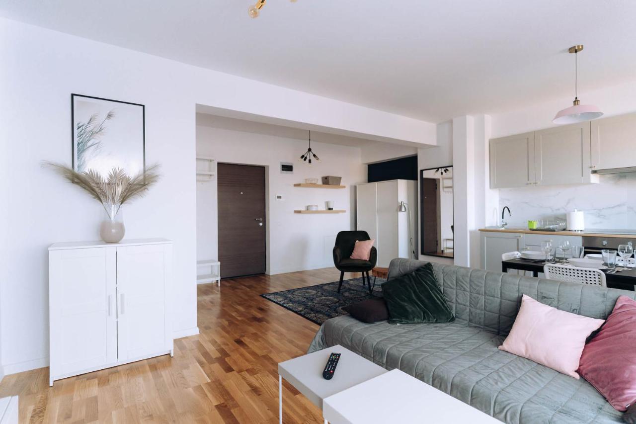 Flamingo Suites Oradea Εξωτερικό φωτογραφία
