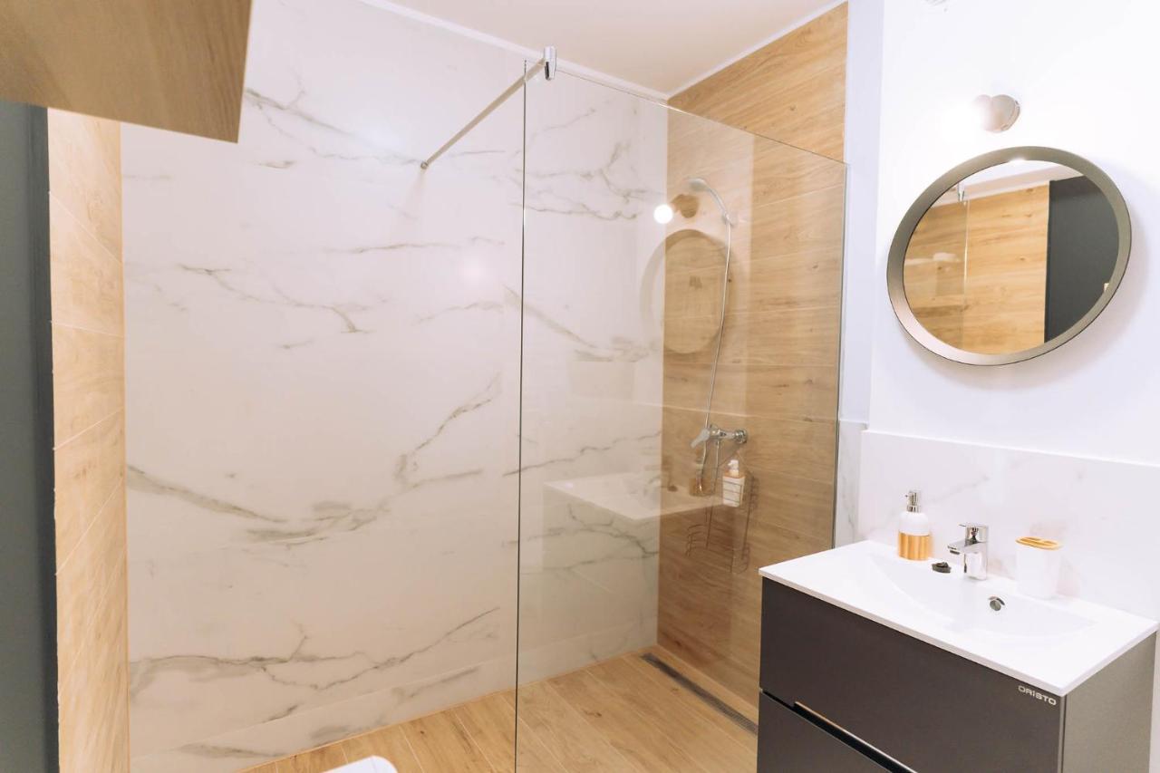 Flamingo Suites Oradea Εξωτερικό φωτογραφία