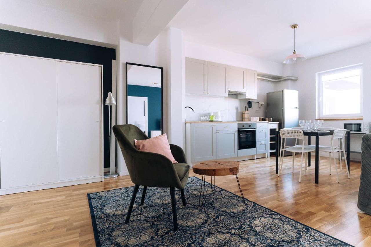Flamingo Suites Oradea Εξωτερικό φωτογραφία